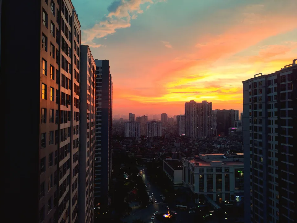 Nhà phố 1 trệt 2 lầu, hẻm xe hơi